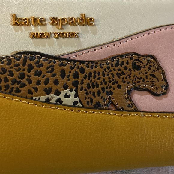 Kate Spade HTF EUC Cheetah Wallet - Picture 14 of 16